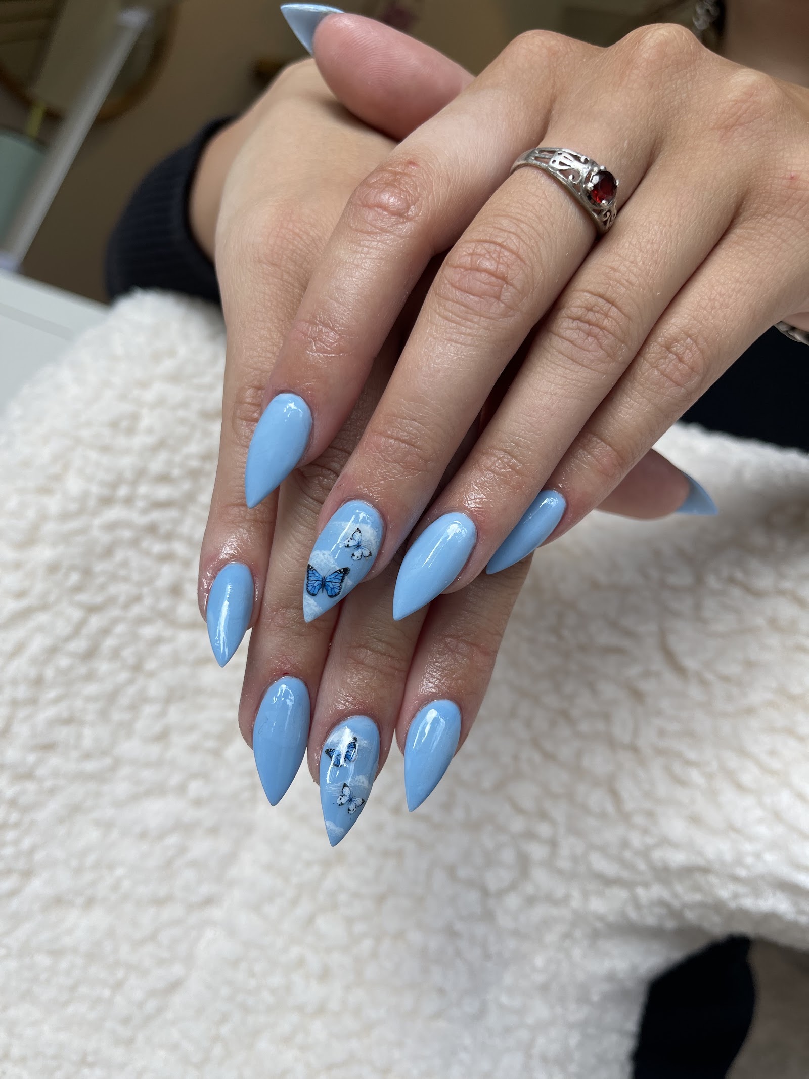 Aspen Luxe Nail Bar nail photo 2